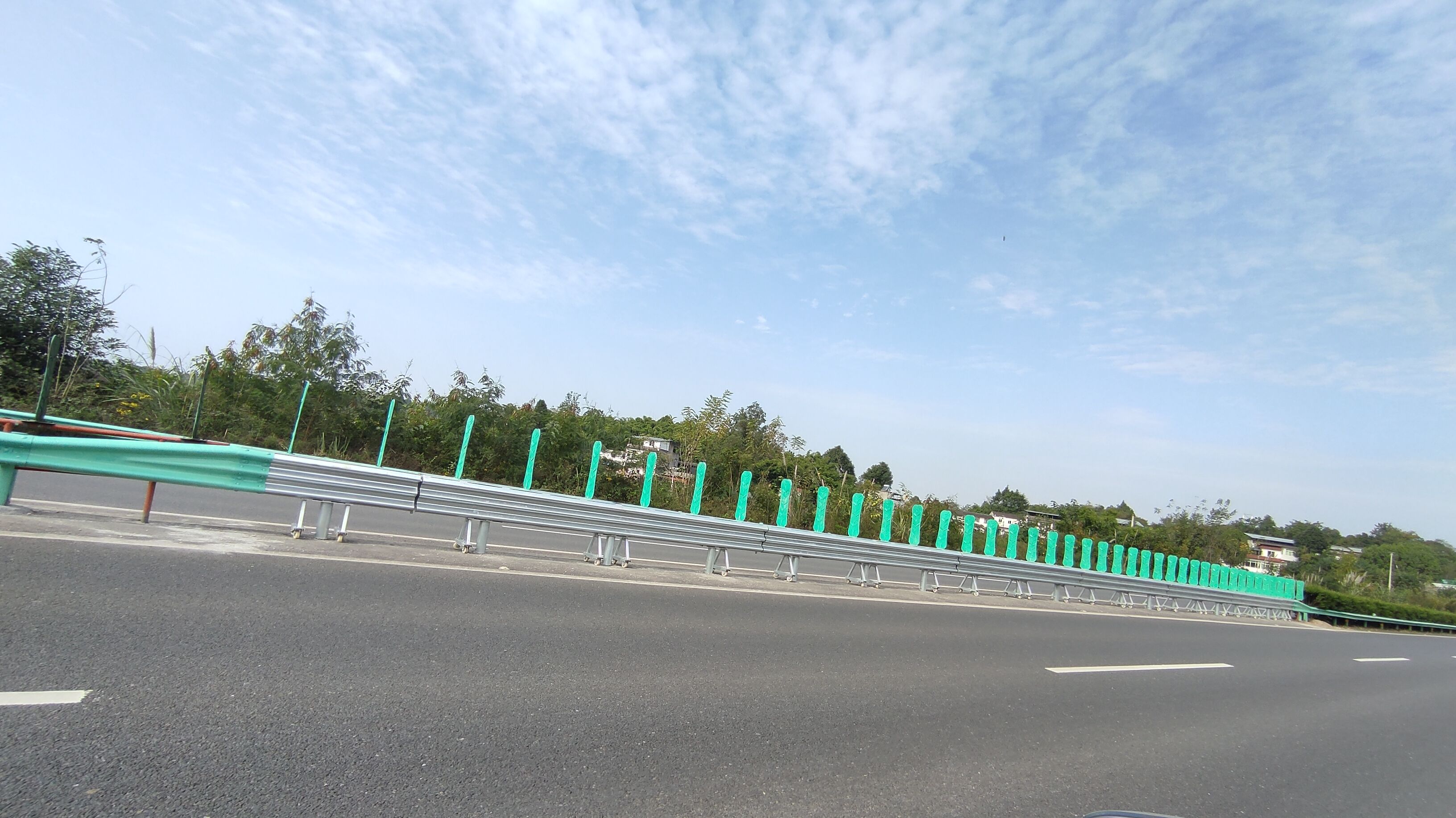 2021.11.9 翁杉 成仁高速成都段开展交安设施专项工程验收工作.jpg